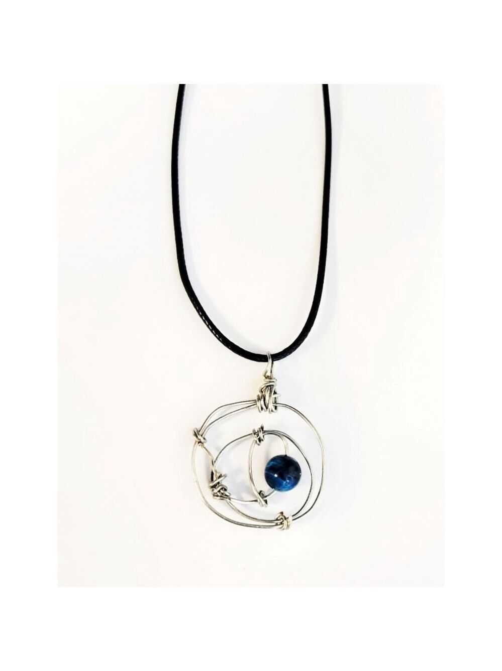 Minimalist Knotted Wire Necklace Dragon Vein Agate Bead